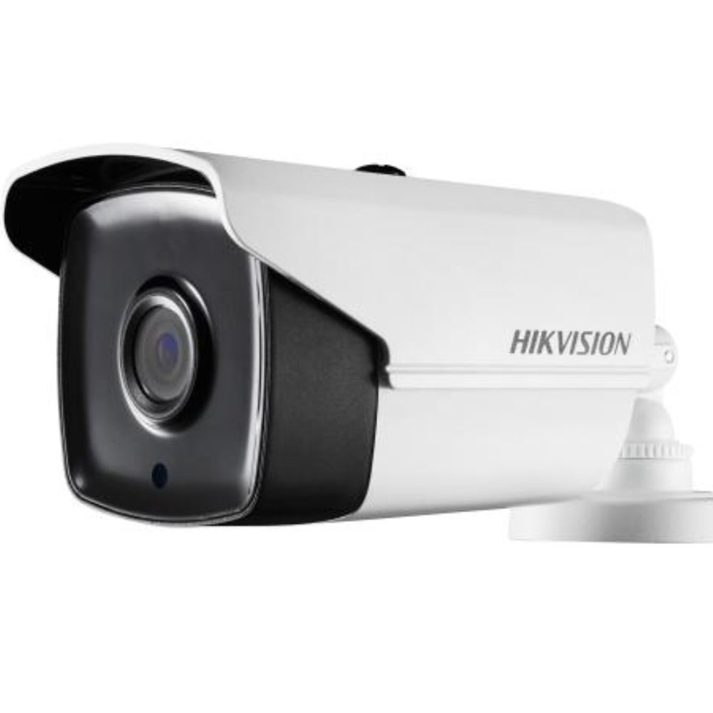 Se muestra un equipo de CCTV que corresponde al catalogo de camaras de seguridad hikvision , dentro del catalogo de tecnologías de la marca hikvsion se encuentra la tecnología Turbo HD , y el tipo de cámara se le conoce como cámara tipo bala por la forma que tiene parecida a una bala.