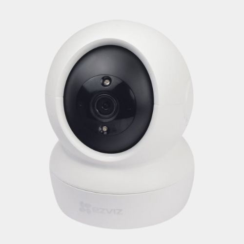 La camara wifi que se muestra es un dispositivo adecuado para su instalación en pequeñas oficinas o pequeños departamentos , forma parte de lo que podemos catalogar como camaras de seguridad baratas.